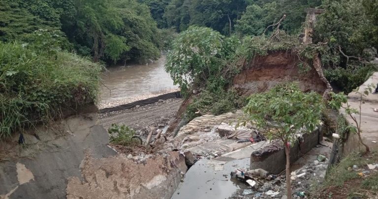 Dirección de Coraasan da seguimiento a avería en canal Monsier Bogaert tras lluvias