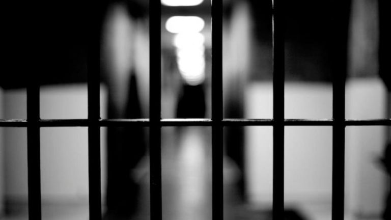 Acusan a pastor evangélico de violar por varios años a dos hermanas menores