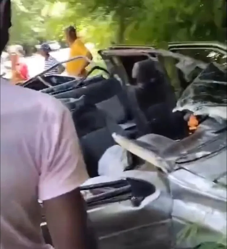 Un muerto y cinco heridos en accidente de tránsito