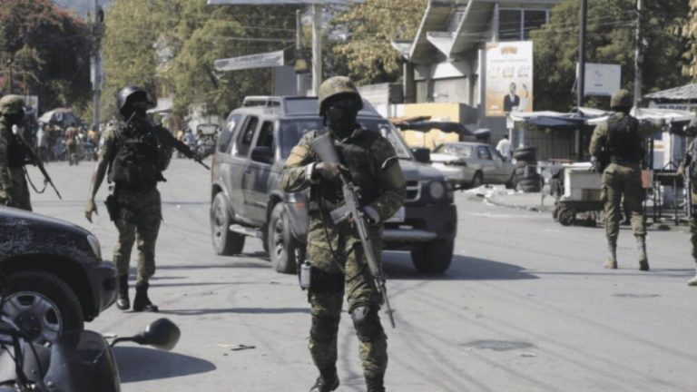 Matan tres agentes antipandillas en Haití
