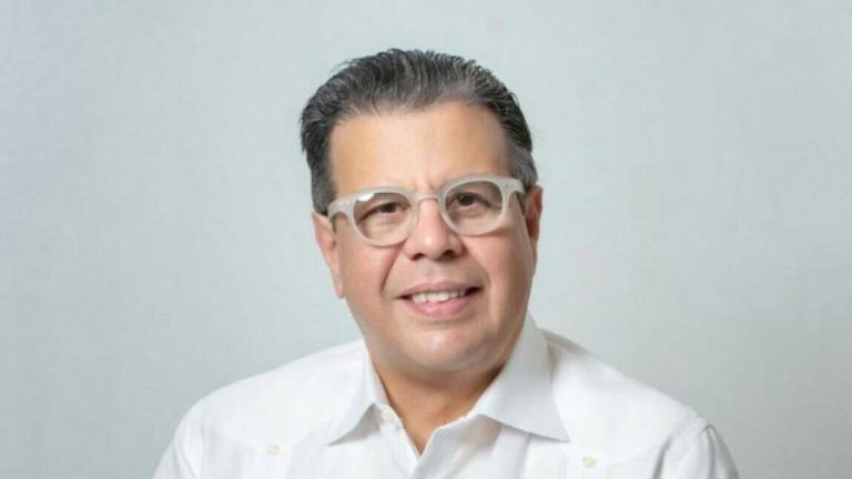 Muere el doctor Manuel Lora Perello