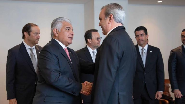 República Dominicana y Panamá acuerdan fortalecer acuerdos bilaterales