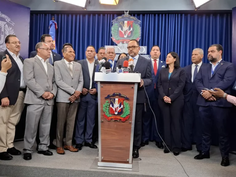 Pte Abinader envía proyecto de reforma constitucional al Senado
