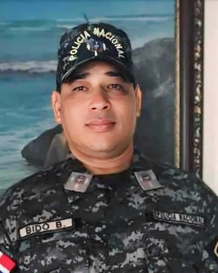 Policía rescata al coronel de la cárcel del 15 de Azua