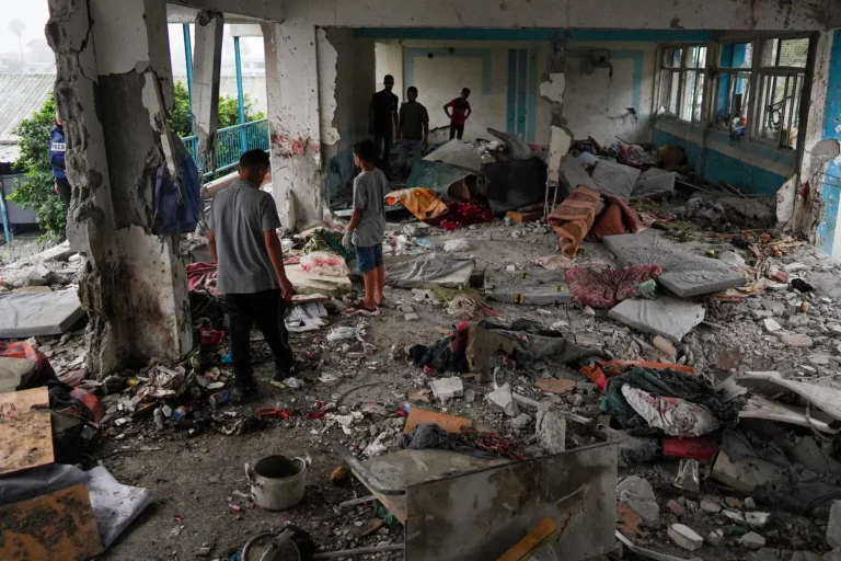 Más de 10 muertos en un ataque de Israel contra una escuela
