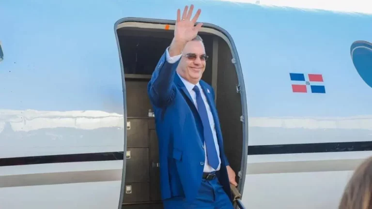 Presidente Abinader ya está en suelo dominicano