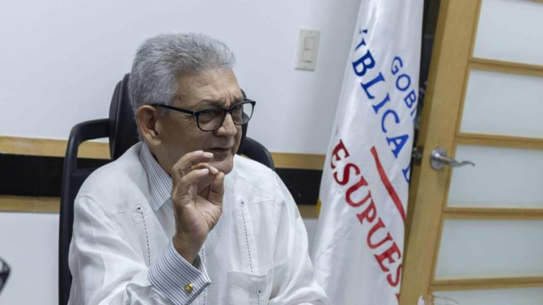 Anuncia Gobierno presentara próxima semana reforma fiscal