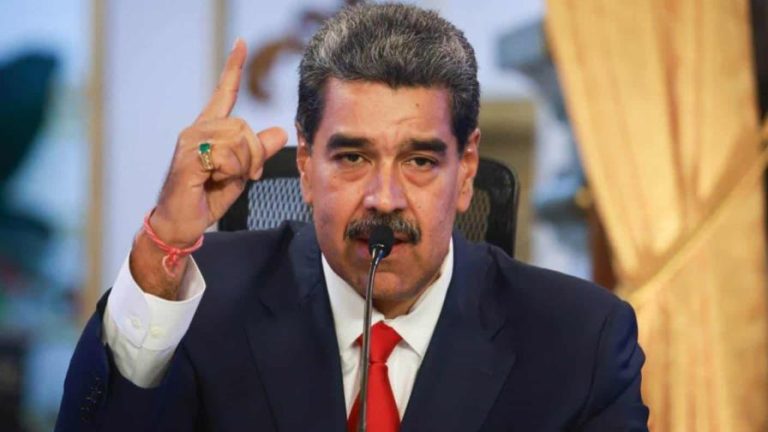 Maduro llama «ladrón» al presidente Dominicano  Luis Abinader