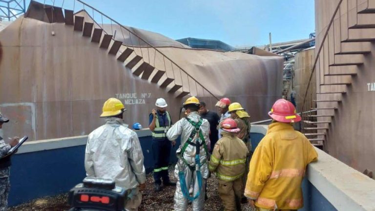 Encuentran sin vida técnicos desaparecidos durante implosión en destilería