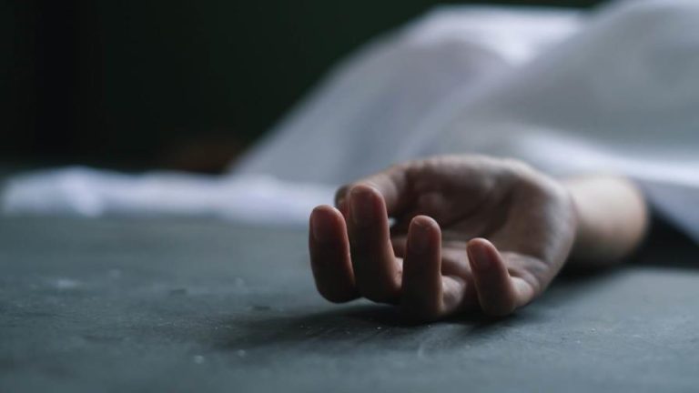 Muere joven de 17 años en un destacamento policial