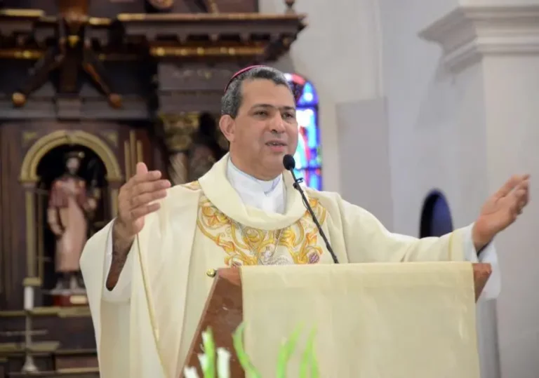 El Papa Francisco designa a Carlos Tomás Morel como nuevo obispo de La Vega