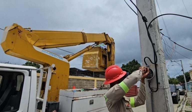 EDENORTE, continua operativos contra conexiones irregulares