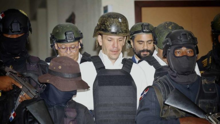 Jueza se reserva fallo del caso Camaleón