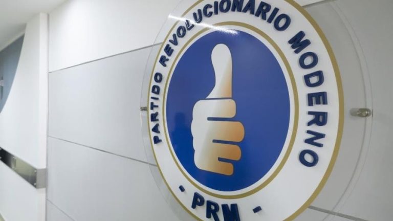 PRM apoya decisión del presidente Abinader de retirar reforma fiscal