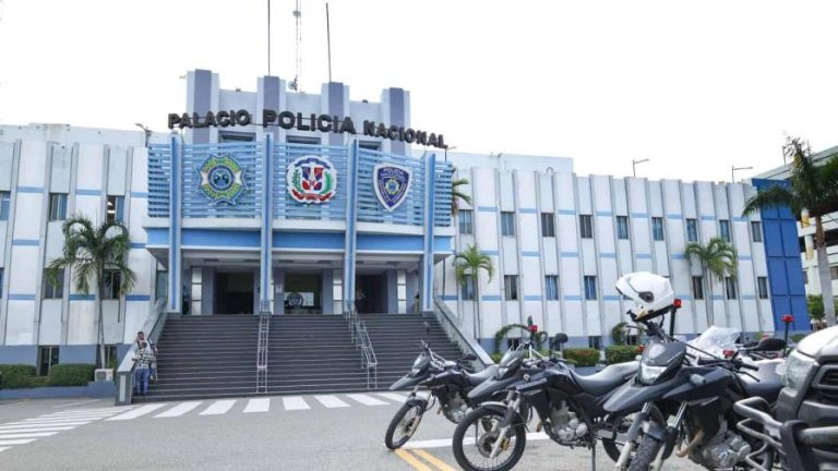 Policía mata a dos delincuentes durante  persecución