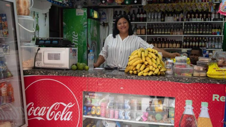 Precios de bebidas no alcohólicas subirían entre 25 % y 50 %