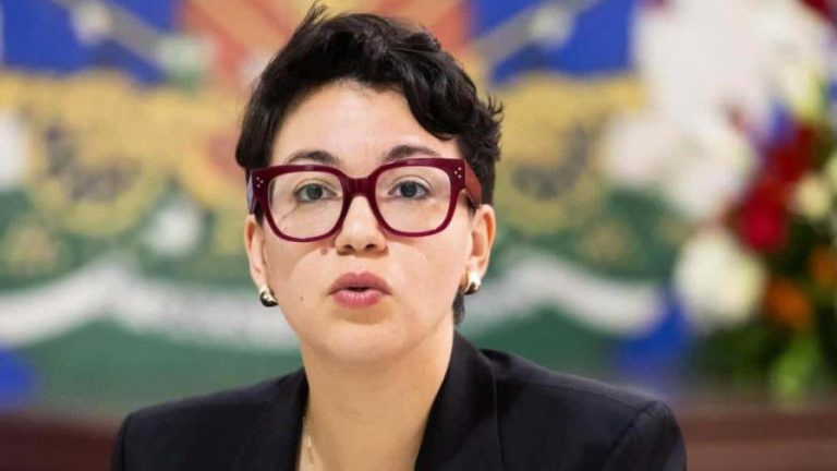 Canciller haitiana alerta a las autoridades por «brutales» redadas y deportaciones