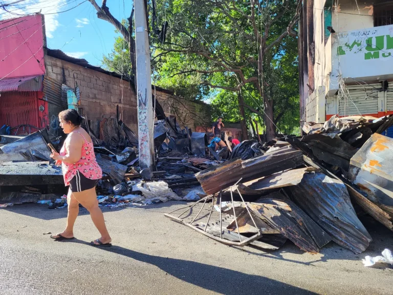 Incendio afecta varios negocios dejando perdidas millonarias