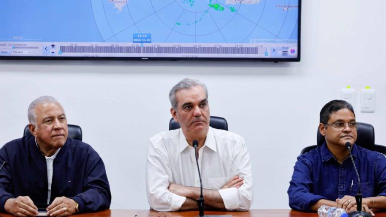 Pte Abinader pide prevencion para evitar muertes por lluvias