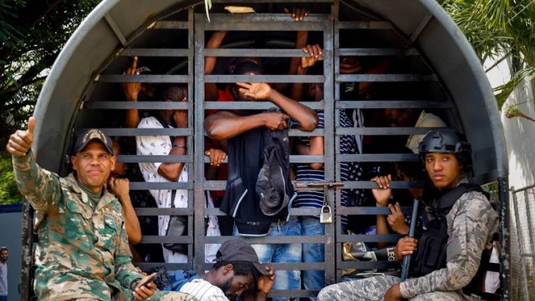 En los últimos dos meses Migración ha deportado más de 70,000 haitianos