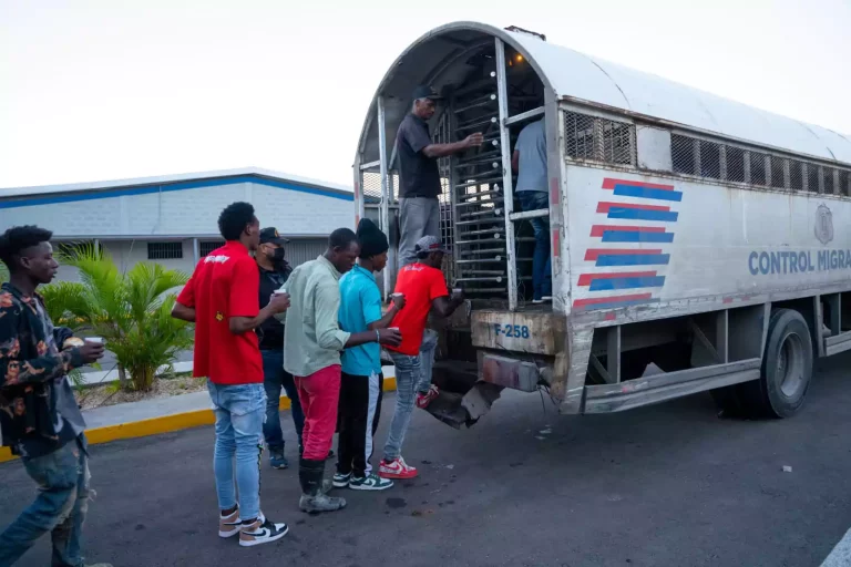 Se informa se han repatriado 12,964 haitianos en primeros 15 días de marzo