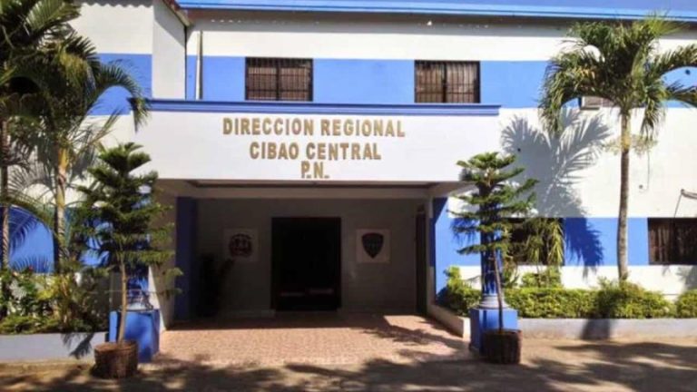 Policía Nacional apresa a banquera y cómplice por autorrobo en Santiago