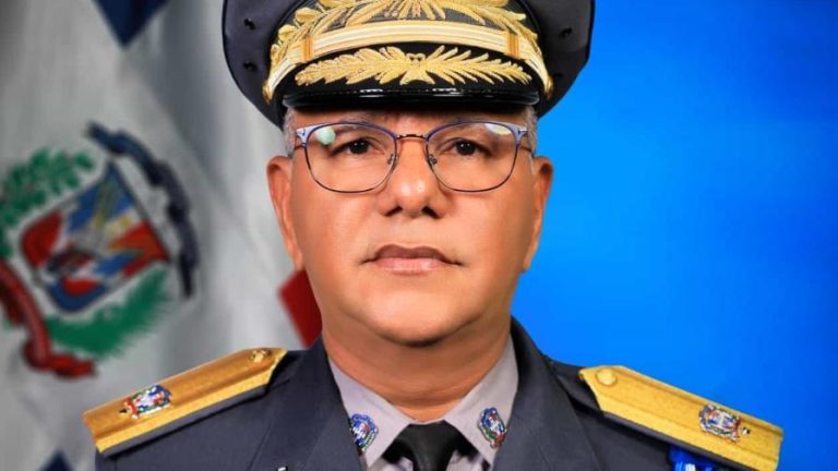 Pte Abinader cambia al director de la Digesett