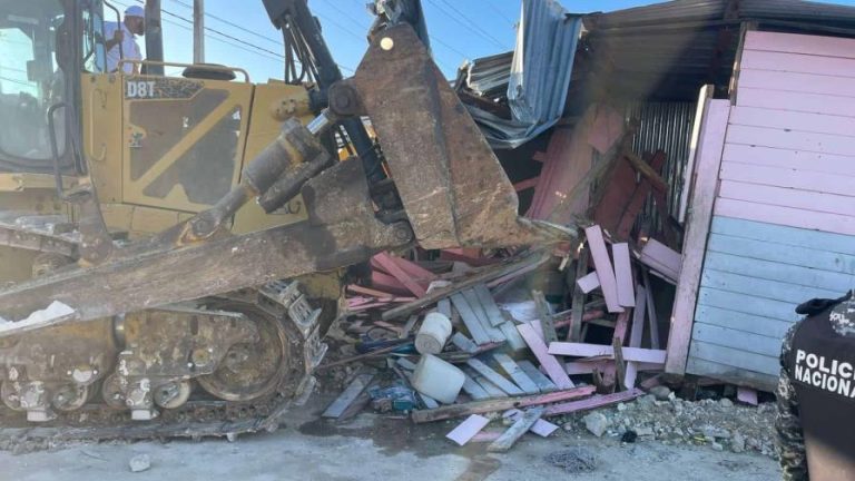 Pte Abinader explica sobre desalojo en Mata Mosquito