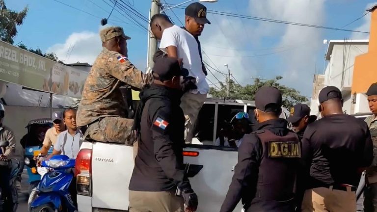 Informan la detención de 125 haitianos en Mata Mosquitos de Friusa