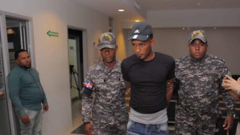 Se entrega hombre acusado de matar a su suegra