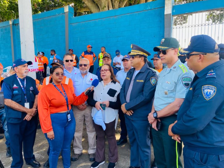 Autoridades de Santiago ponen en marcha carreteo de retorno