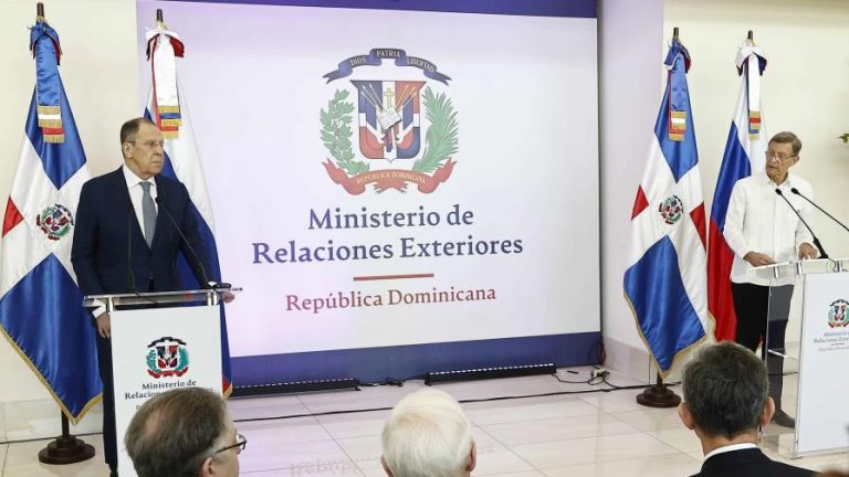 Rusia y República Dominicana trabajan para reanudar vuelos directos