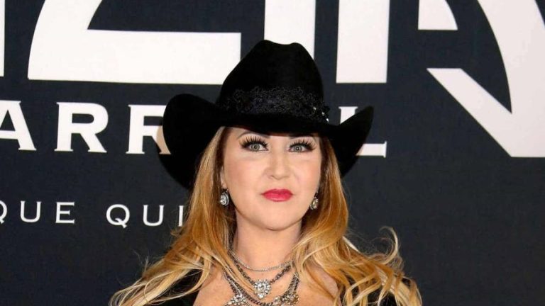 Siete heridos deja  desplome de estructuras previo a un concierto de Alicia Villarreal