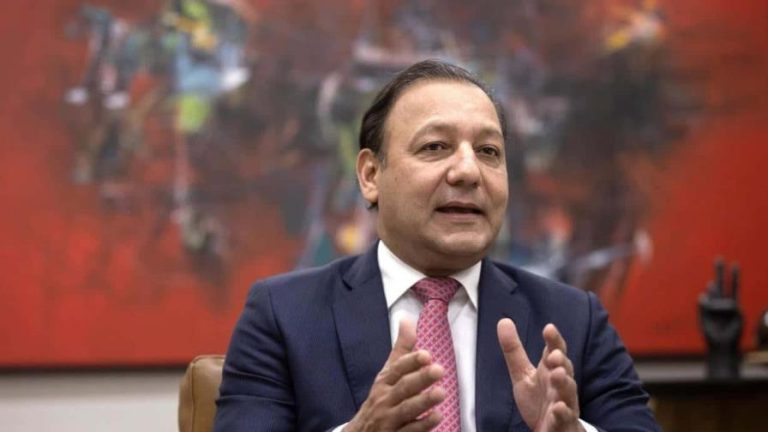 Ex candidato presidencial Abel Martínez critica proyecto de libertad de expresión de Abinader