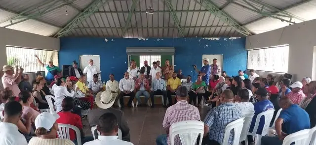 RANFIS DOMINGUEZ TRUJILLO SOSTIENE ENCUENTROS EN SANTIAGO