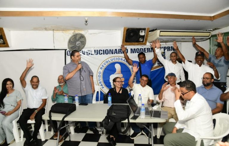 Presidenta provincial del PRM Rosa Santos intensifica jornada para promover “Verifícate”