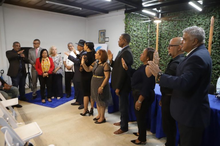 Juramentan nueva directiva del SNTP filial Santiago encabezada por José Batista