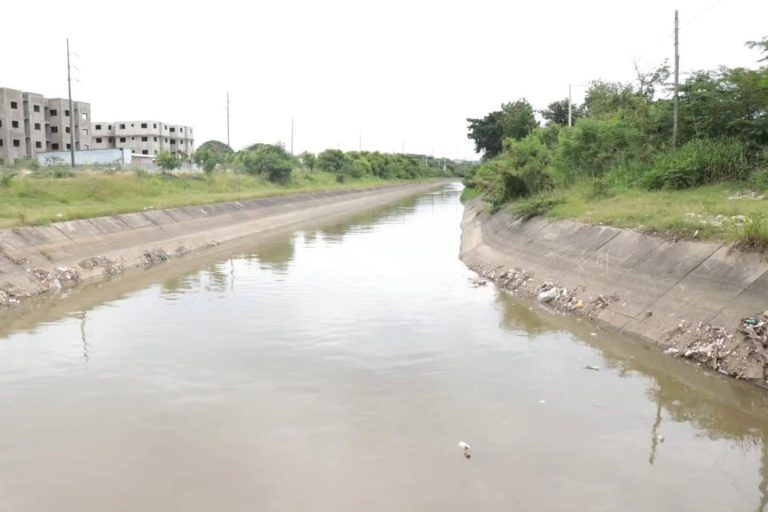 Cierran servicios del canal de riego UFE