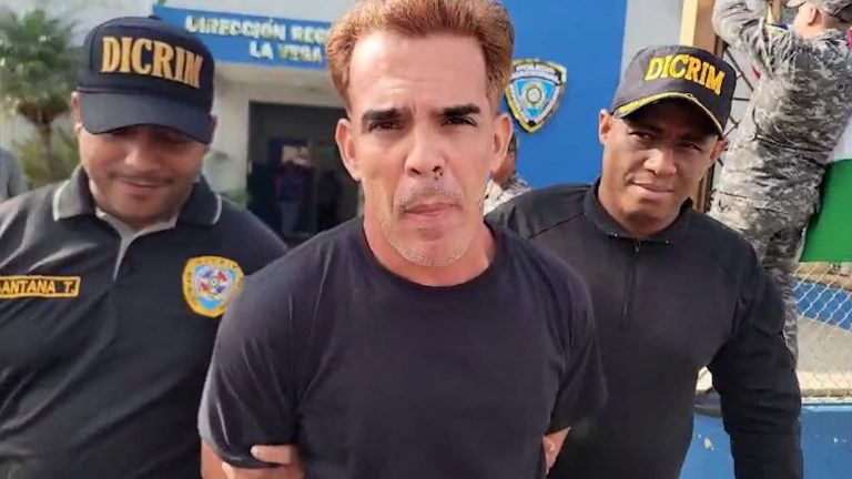 Hombre mata a su suegra de varios tiros y hiere a su pareja