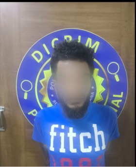 Policía apresa a “Deivy La Rata” acusado de robo en residencia