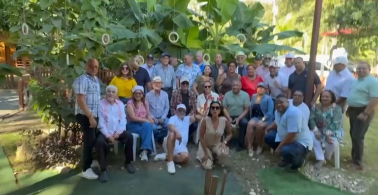 ADOMPRETUR Santiago celebra emotivo y alegre Encuentro Navideño