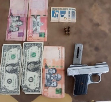 Policía Nacional arresta cuatro hombres y ocupa igual número de armas de fuego sin documentos
