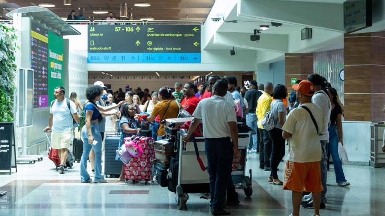 79 vuelos cancelados desde y hacia República Dominicana por tormenta de nieve en EE. UU.