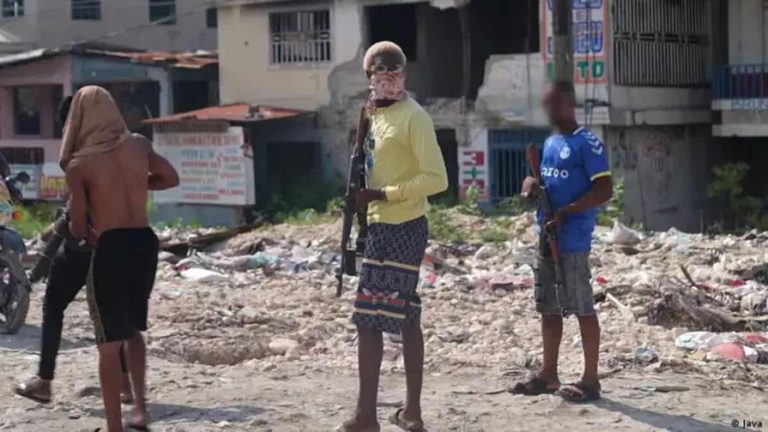 Denuncia más de 1,200 muertes por ataques con drones en Haití