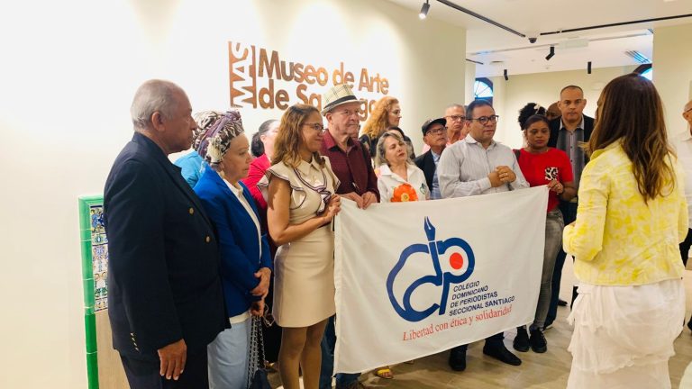 CDP Santiago realiza visita guiada al Museo de Arte de Santiago