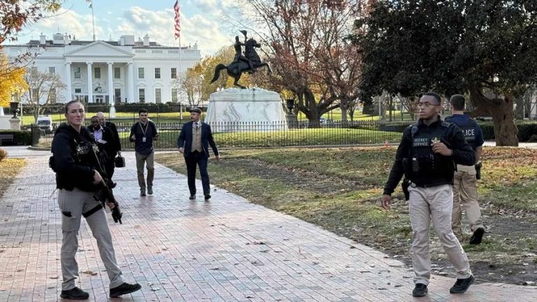 Tiroteo deja dos heridos, incluido un menor de edad  cerca de la Casa Blanca