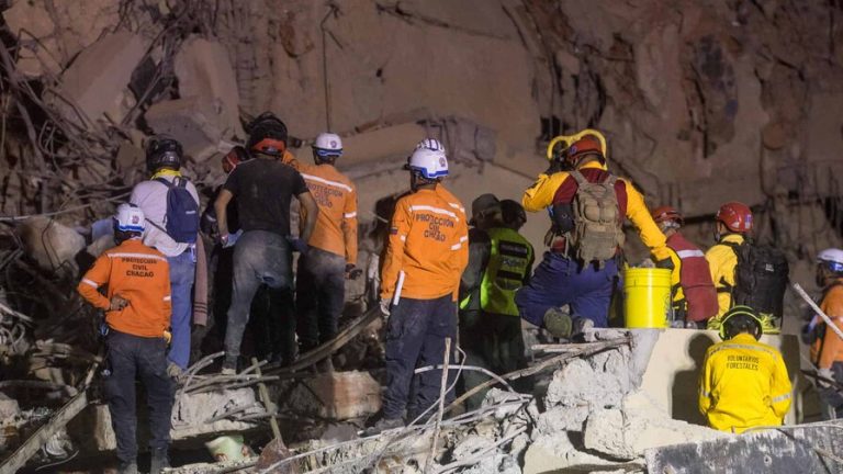 Aumentan  a 589 los muertos por terremotos en Venezuela